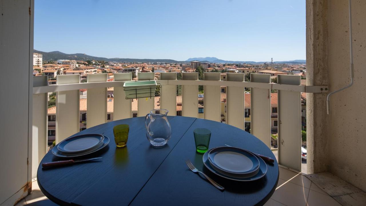 Welcomely - Alle Porte Della Costa Smeralda Lägenhet Olbia Exteriör bild